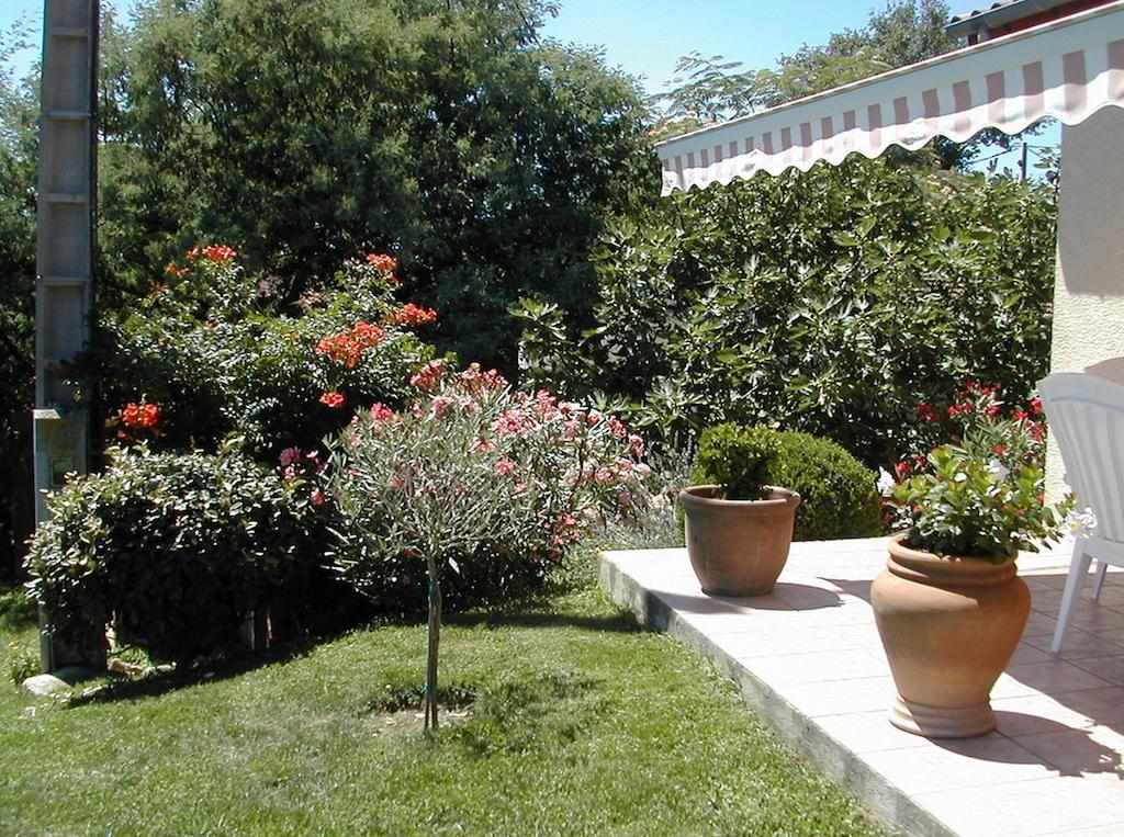 Gite Au Bouzigues Monlaur-Bernet Rum bild